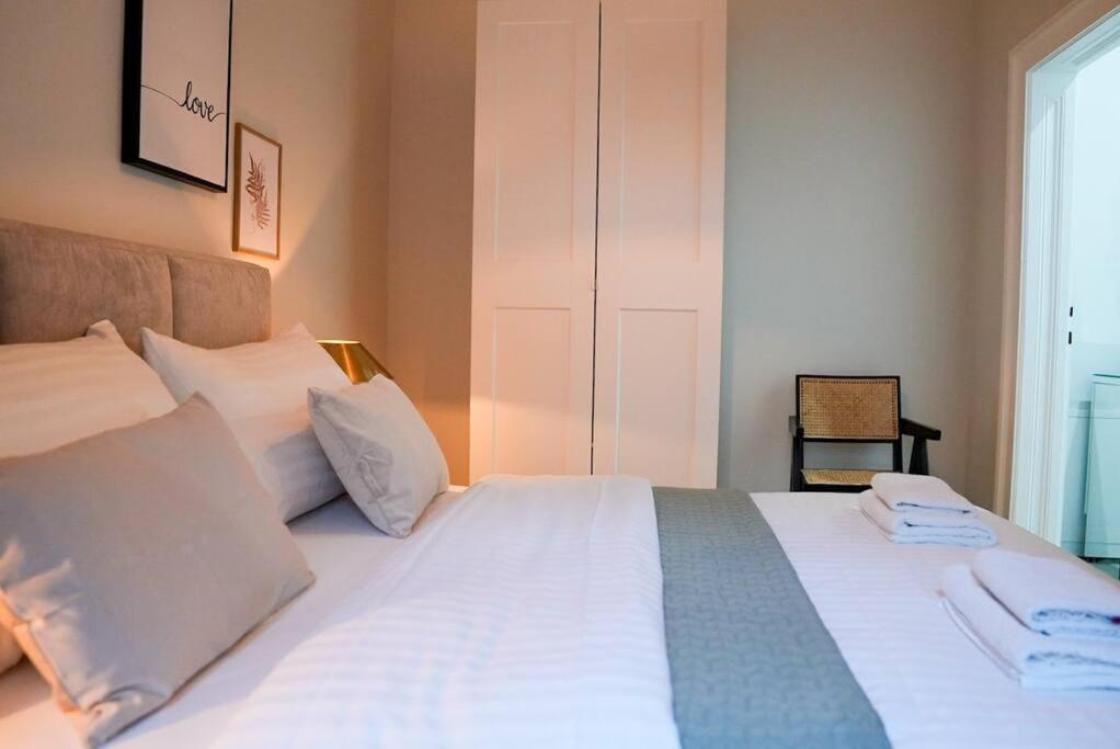Boutique Suite Near Museum District Вена Экстерьер фото