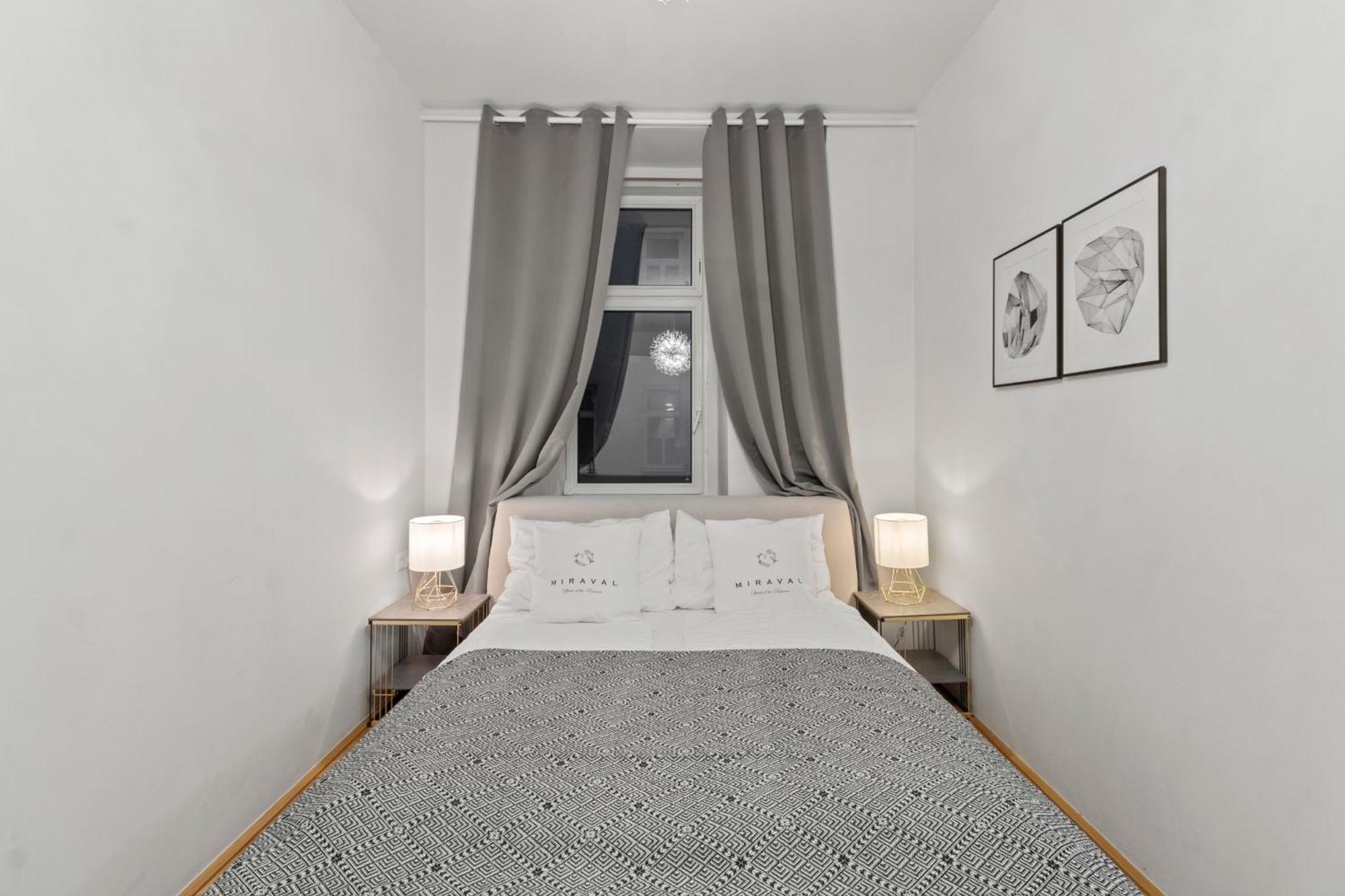 Boutique Suite Near Museum District Вена Экстерьер фото